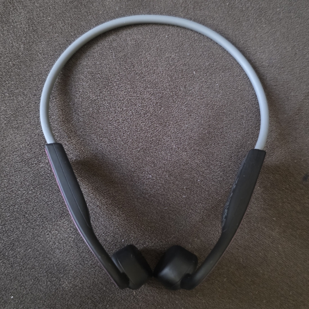 SHOKZ OpenMove - Bluetooth Wireless Open-Ear Headphones - Picture 4 of 6